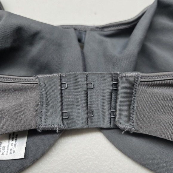 Lilyette Women Bra 34DD Gray Minimizer Underwired Strap Adjustable - Picture 7 of 9